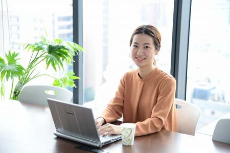 ◥◣アナタの価値観を教えてください◢◤二次面接までWEB・私服OK！エントリー時に履歴書不要