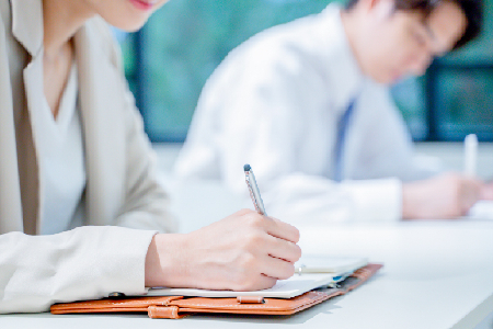 【人材育成】 座学や実践的研修を通して一からインテリア営業のプロを育成します