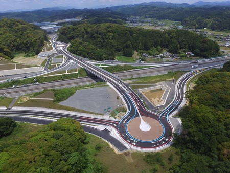 新東名高速道路　新磐田スマートインターチェンジ