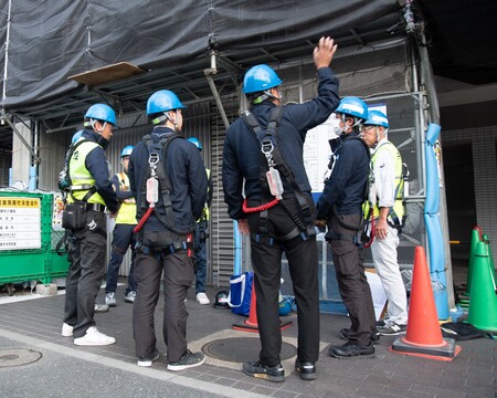 先輩とペアになり基礎から学んでいきます